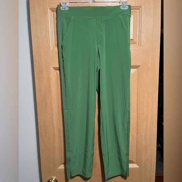 Athleta Green Brooklyn Mid Rise Ankle Pant NWOT Size 4  Activewear Athleisure - Picture 1 of 12